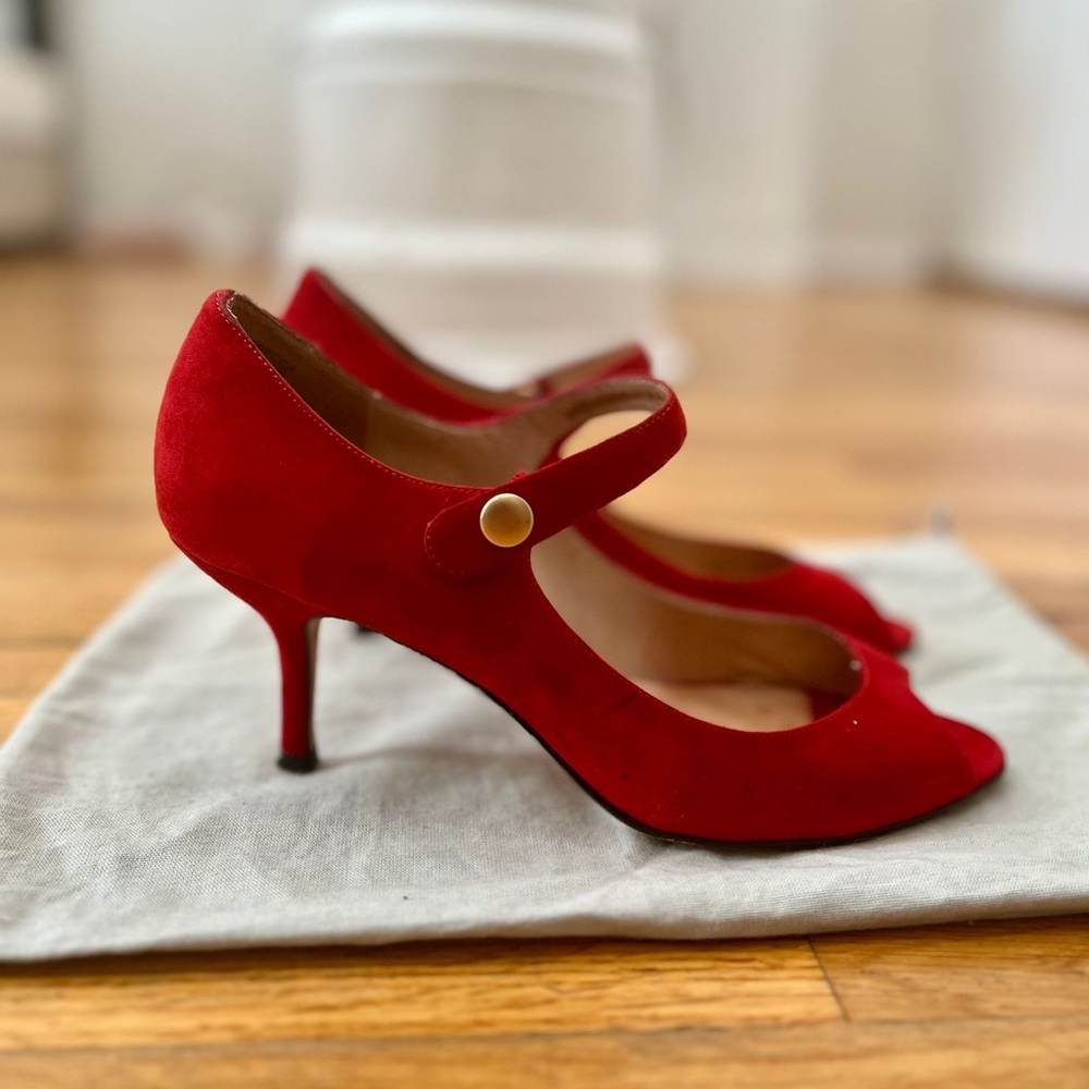 Nine West Size 7 Mary Jane style heels!